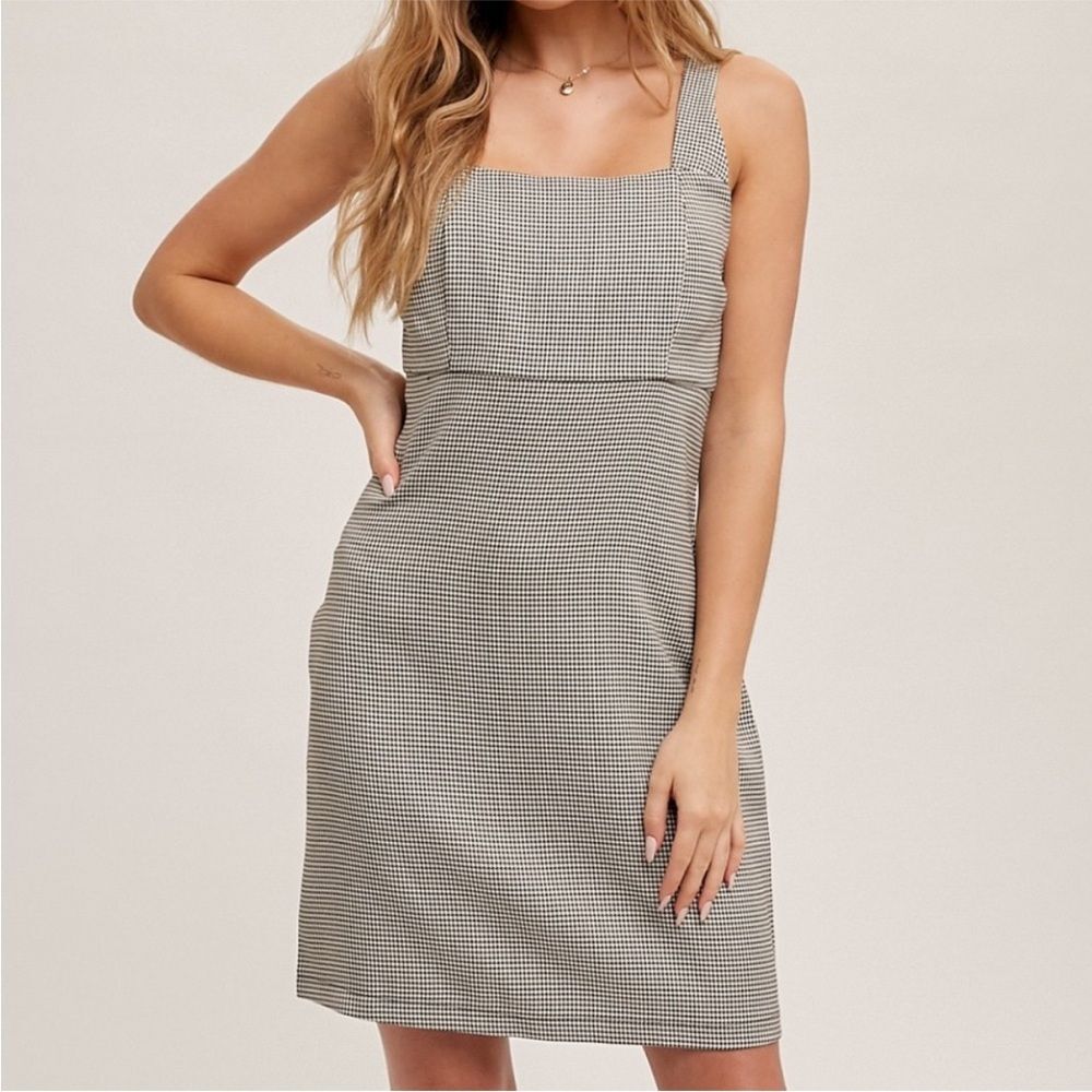 NWT Hem & Thread Black and White Patterned Mini Dress